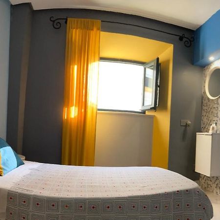 Baobab Hostal เอลปูแอร์โต เด ซานตามาริอา ภายนอก รูปภาพ